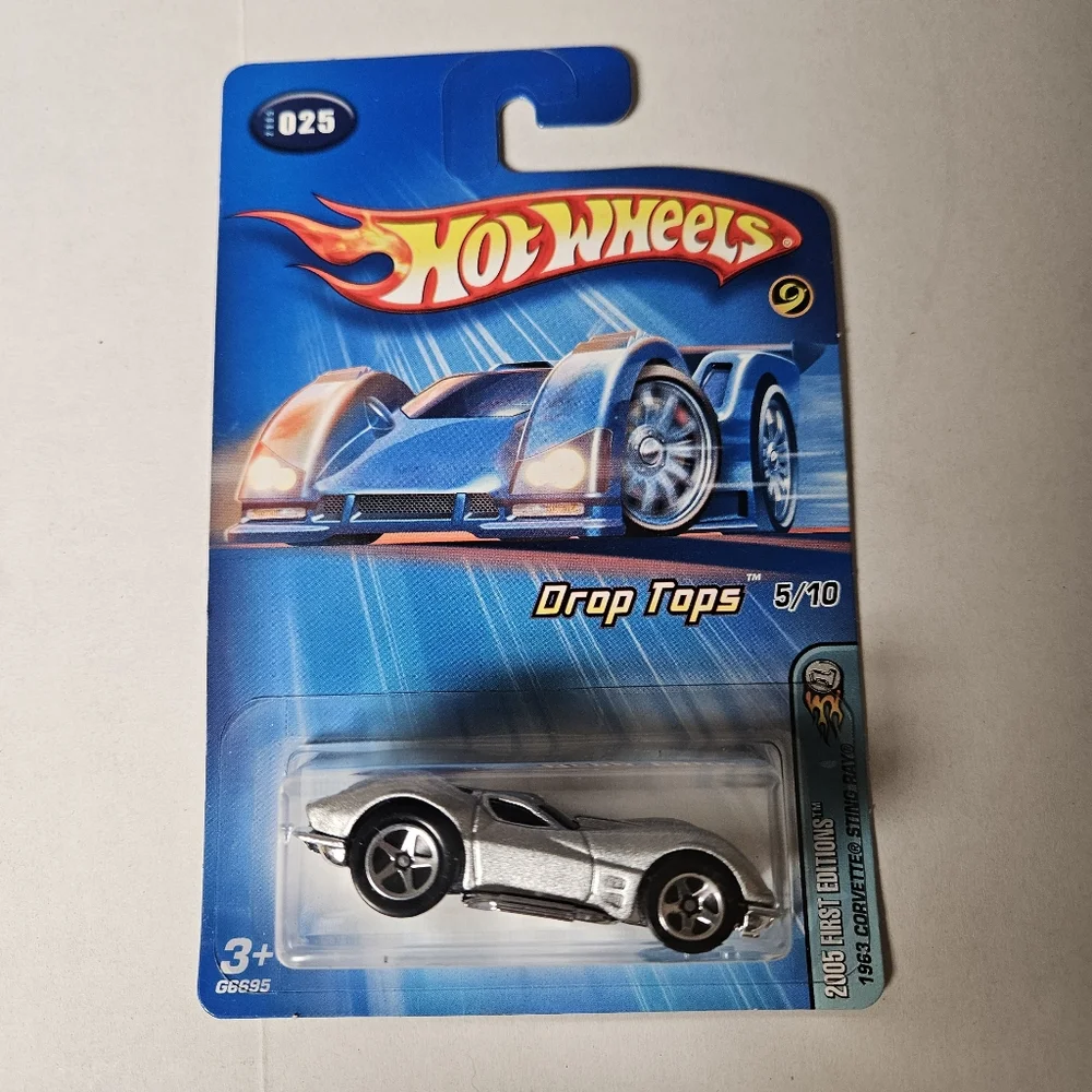 Hot‎ Wheels Corvette Silver Drop Tops 2005